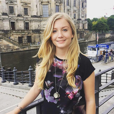 foto dewi berlijn.jpg