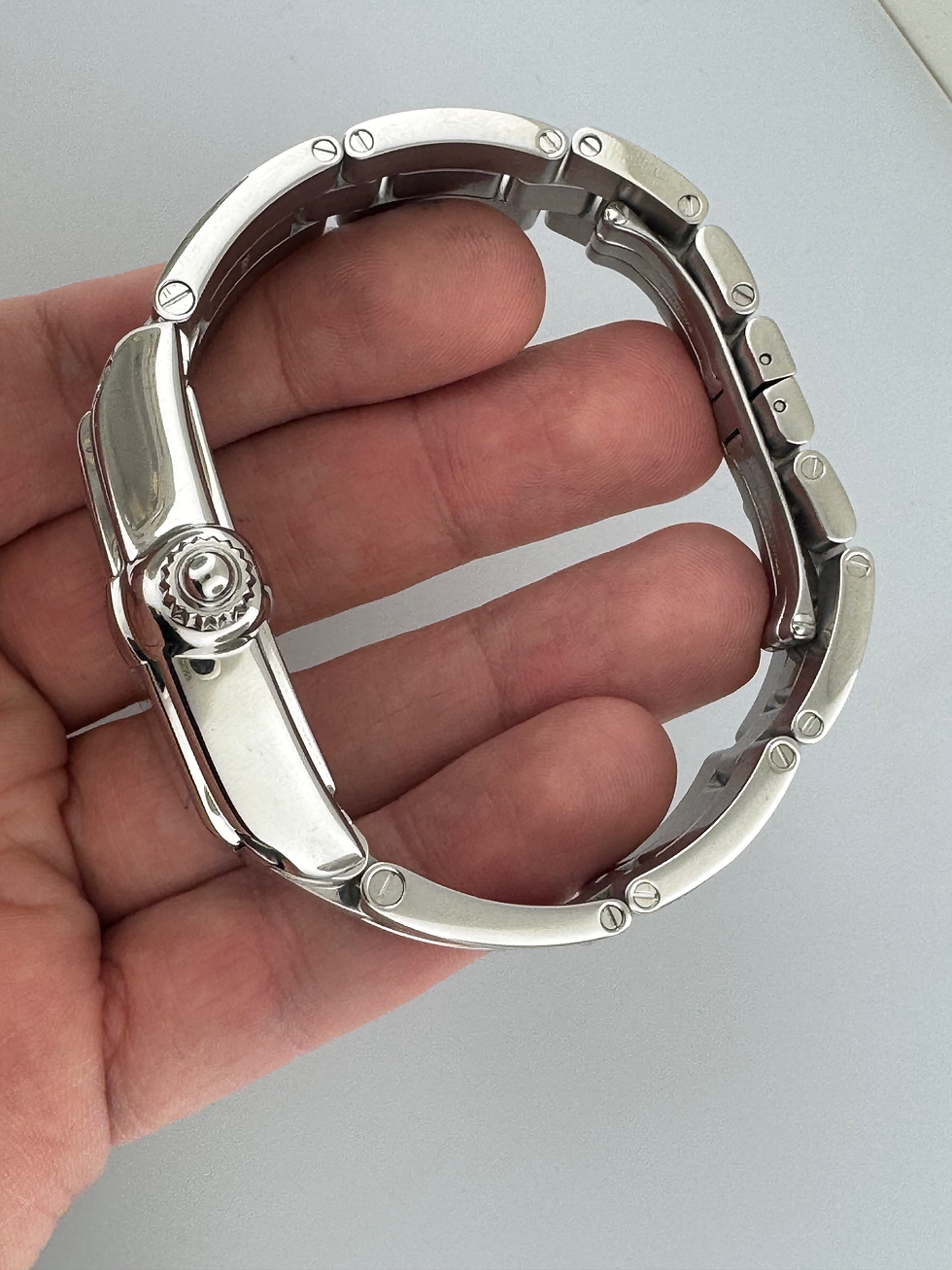 Thumbnail: Cartier Roadster 37mm Large 2510 White Silver Roman Dial W62025V3 Automatic