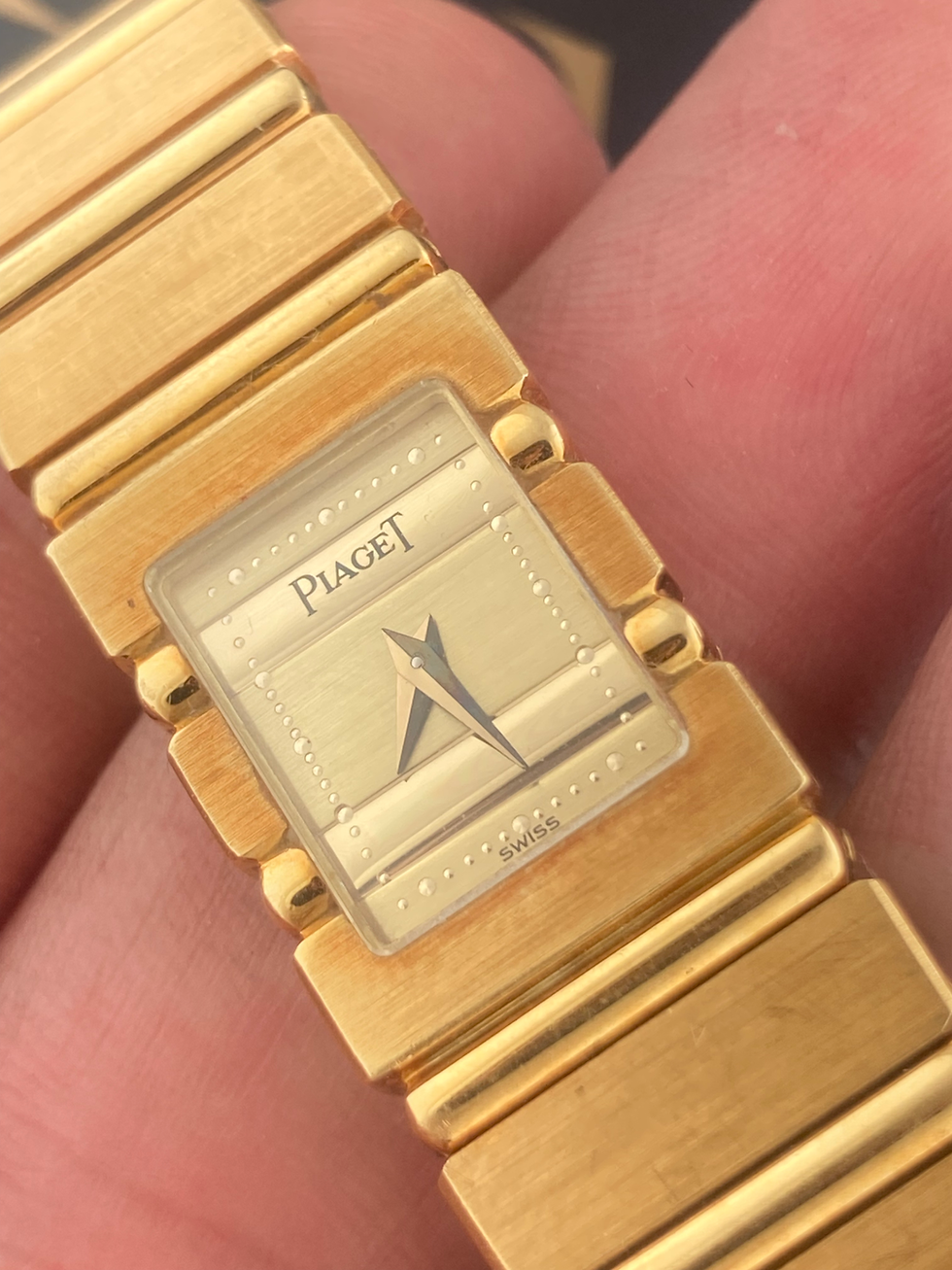 Thumbnail: Piaget Polo Mini #15201 C 701 15mm Solid 18k Yellow Gold Quartz 87g Mint Vintage