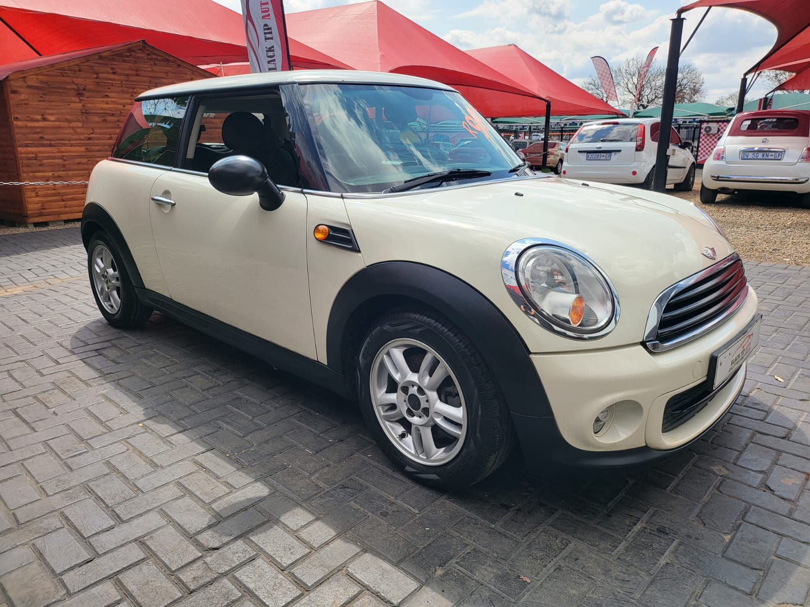 2011 MINI COOPER ONE 1.6 3DR (149284 KM)