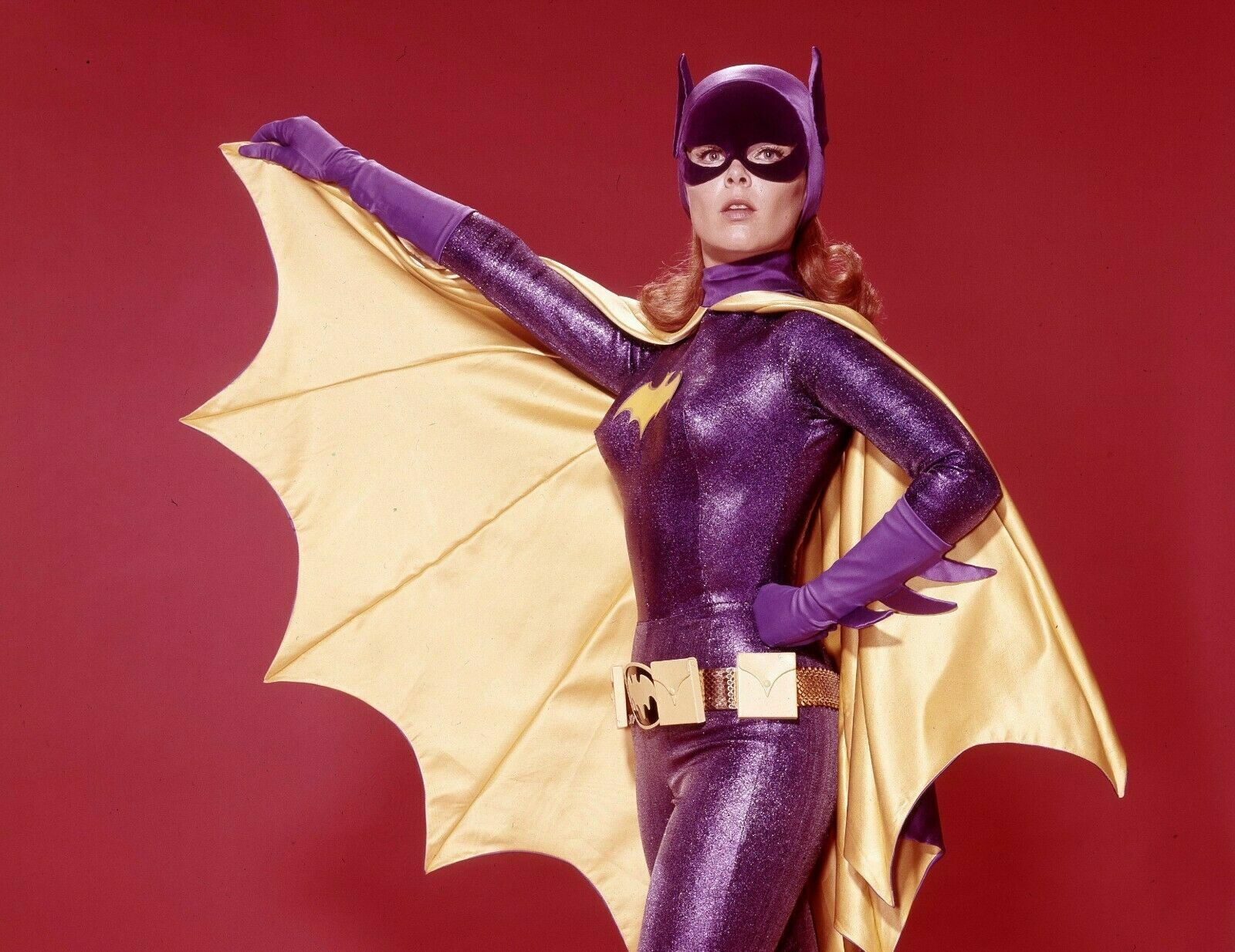 Batman Yvonne Craig TV SHOW 8x10 Photo