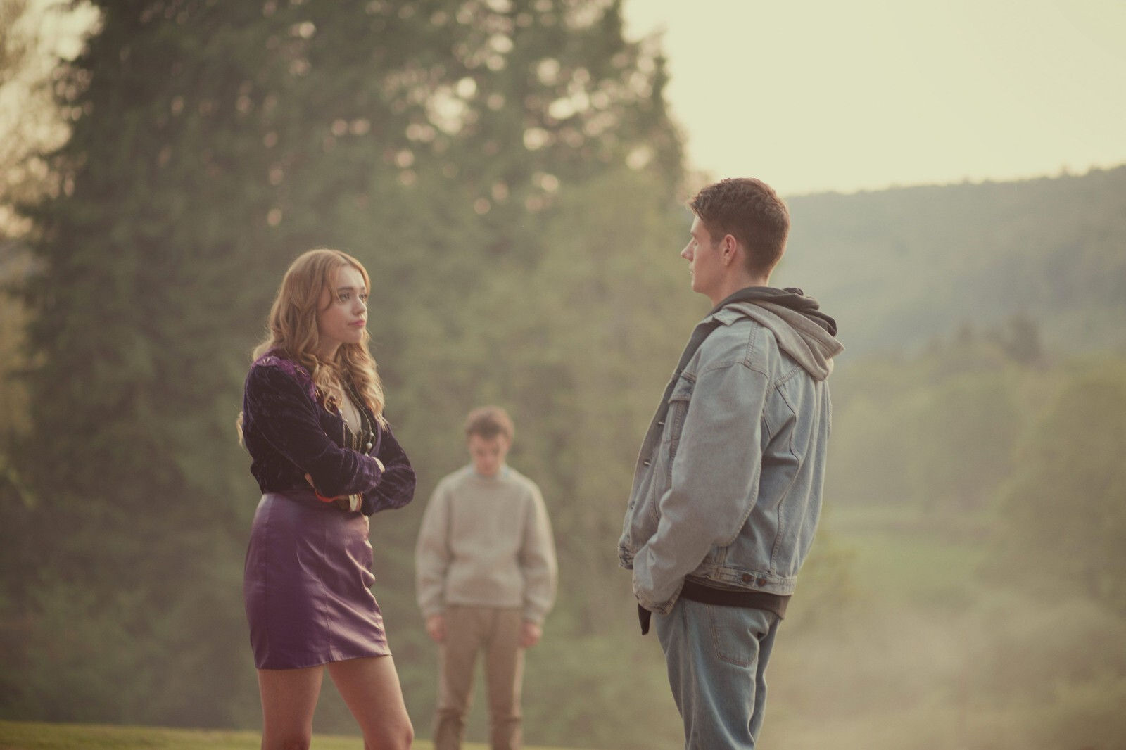 BEAUTIFUL AIMEE LOU WOOD & CONNOR SWINDELL SEX EDUCATION 8X10 PHOTO