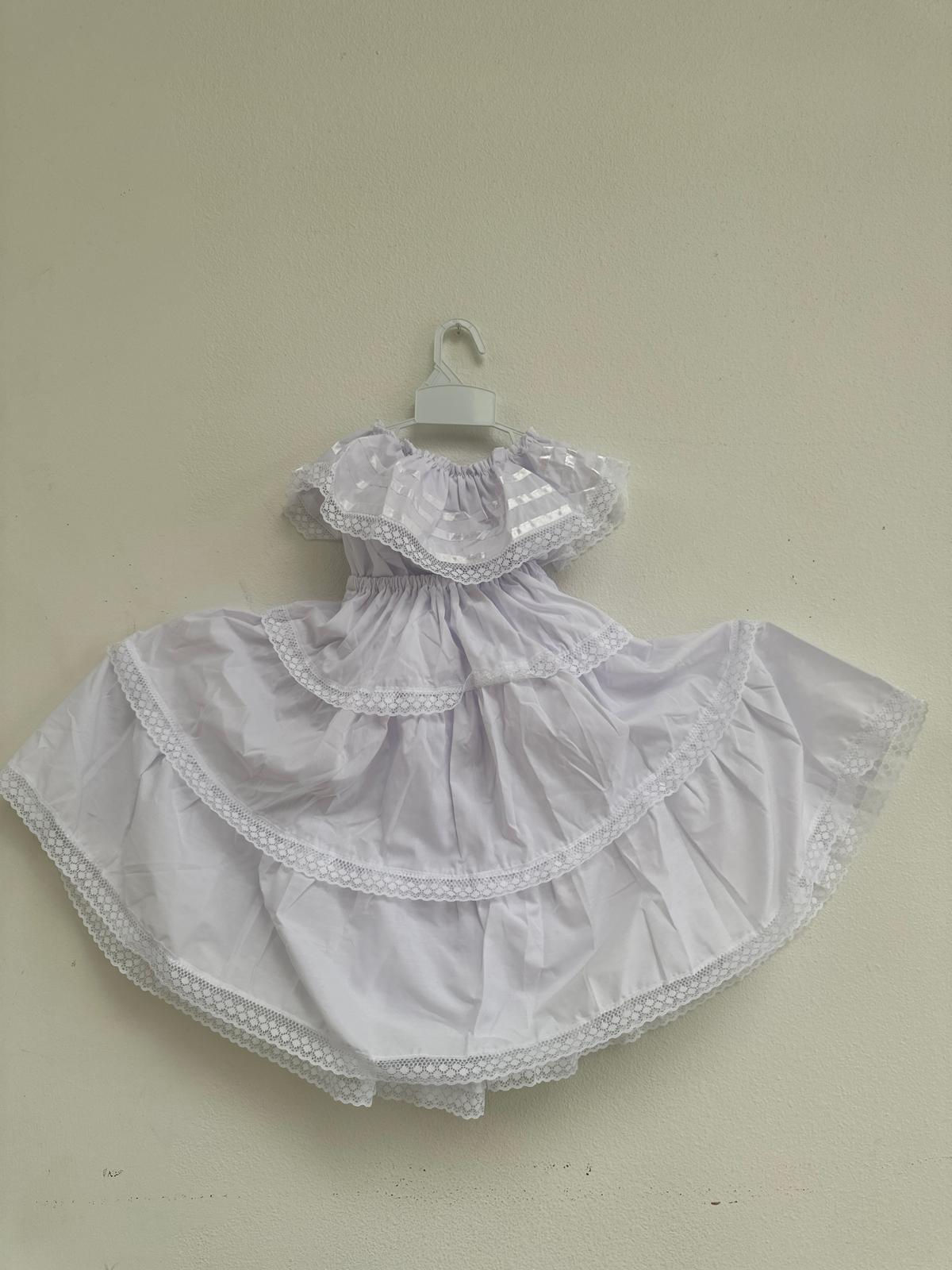 Traje Típico Blanco con Encaje Adulto