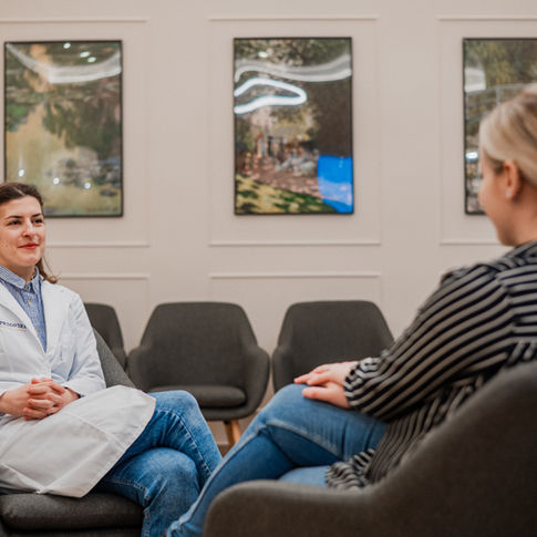 Interjú dr. Vajda Gabriellával – „Az első vizsgálat élménye meghatározza a nőgyógyászathoz való viszonyt egész életre”