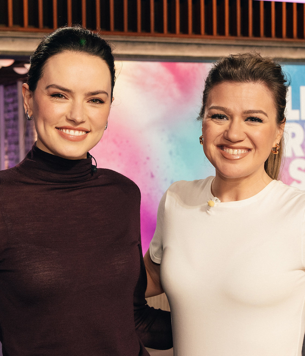 DaisyRidley_KellyClarkson.png