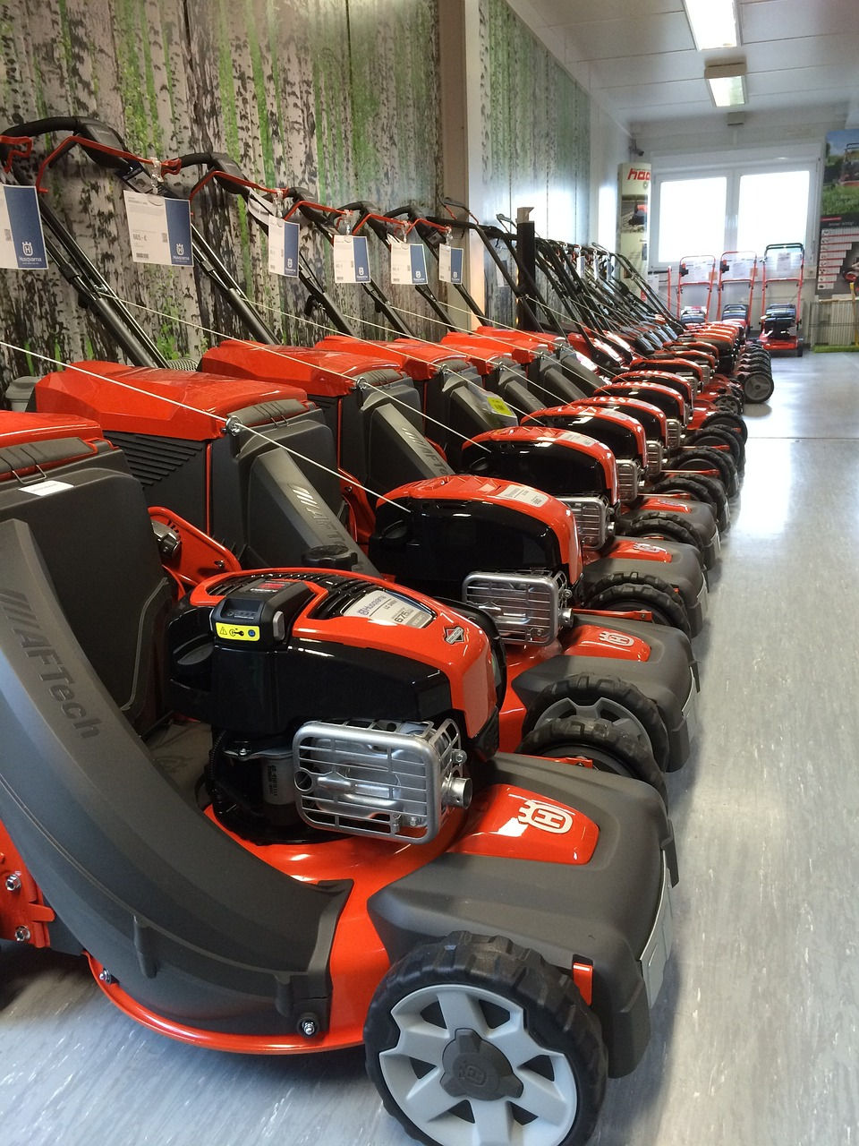 lawn-mower-2813332_1280