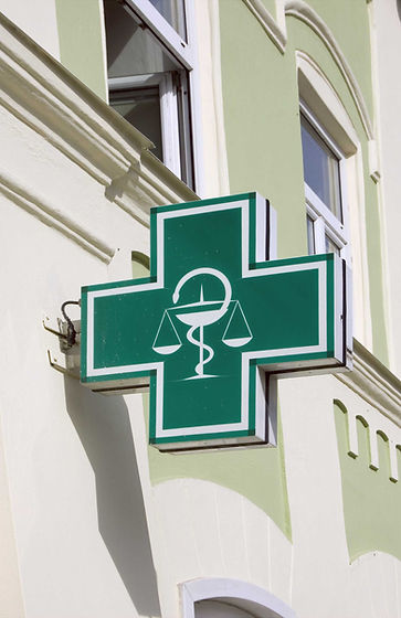 Green pharmacy sign