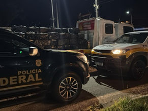 PF apreende mais de 2,5 toneladas de drogas na SP-280 em Boituva