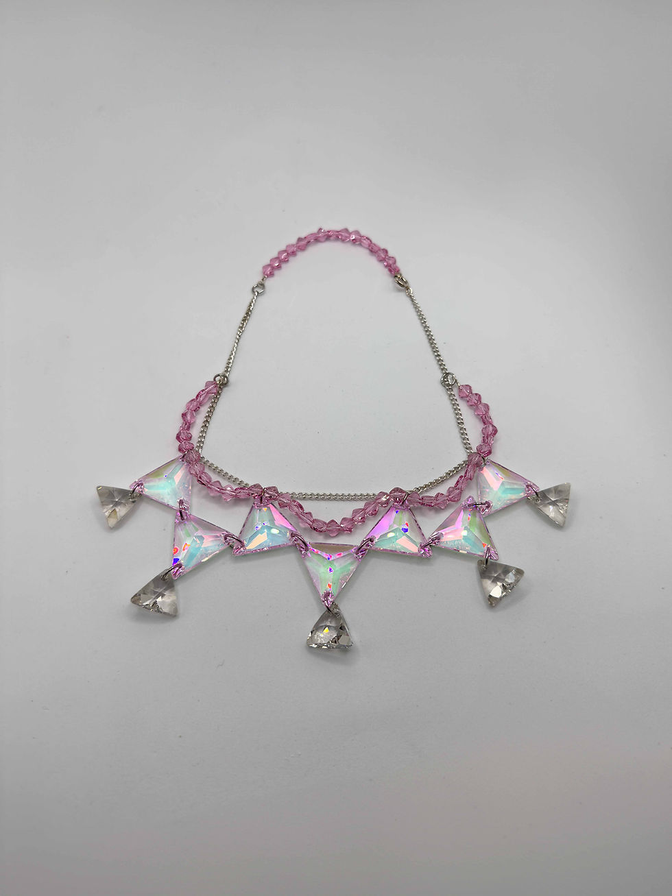 TRIANGLE NECKLACE