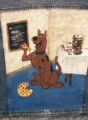 dog eating pizza
