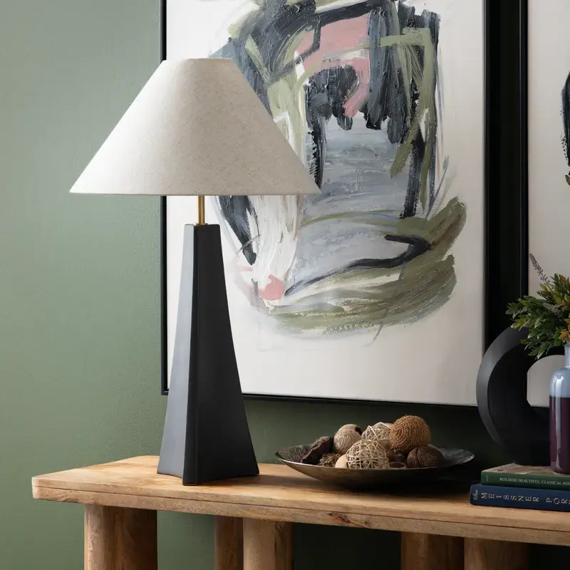 Russell Table Lamp