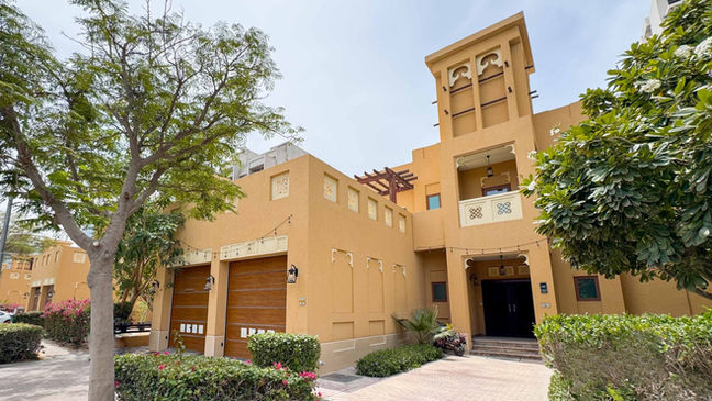 Dubai Style Villa, Al Furjan Dubai. About Vanessa Theresa Schwark Website