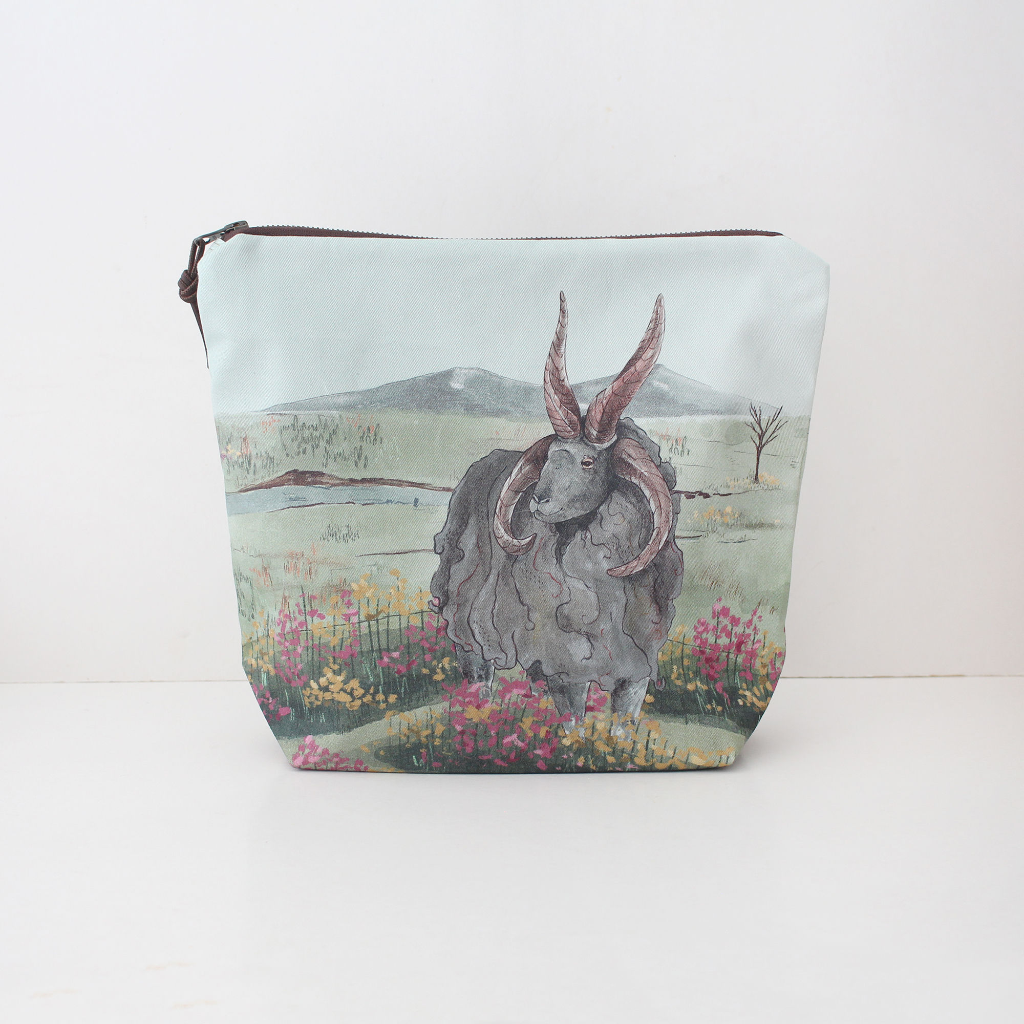Morag | Extra Large Zipper Pouch with Inside Pockets