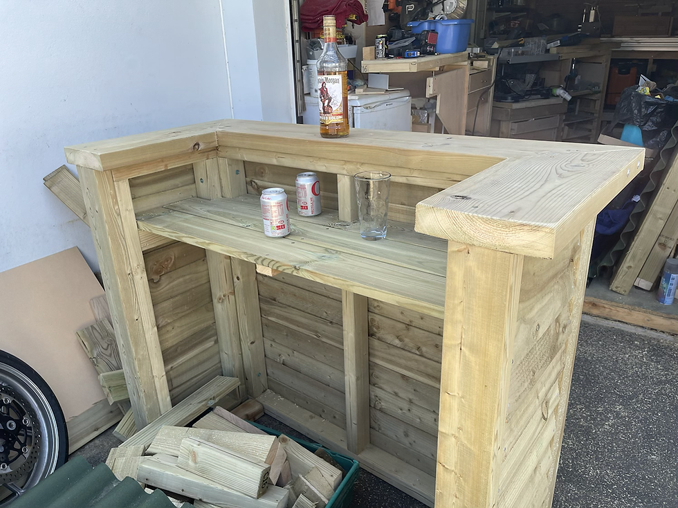 Thumbnail: Small garden bar