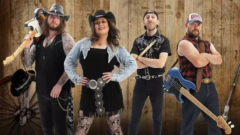 COYOTE WILD ( NEW TO THE DIAMOND)