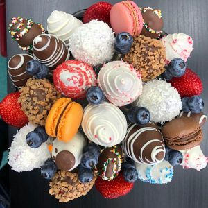winterberry bouquet.jpg