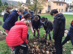 Jardin de l'école jeanne d'arc