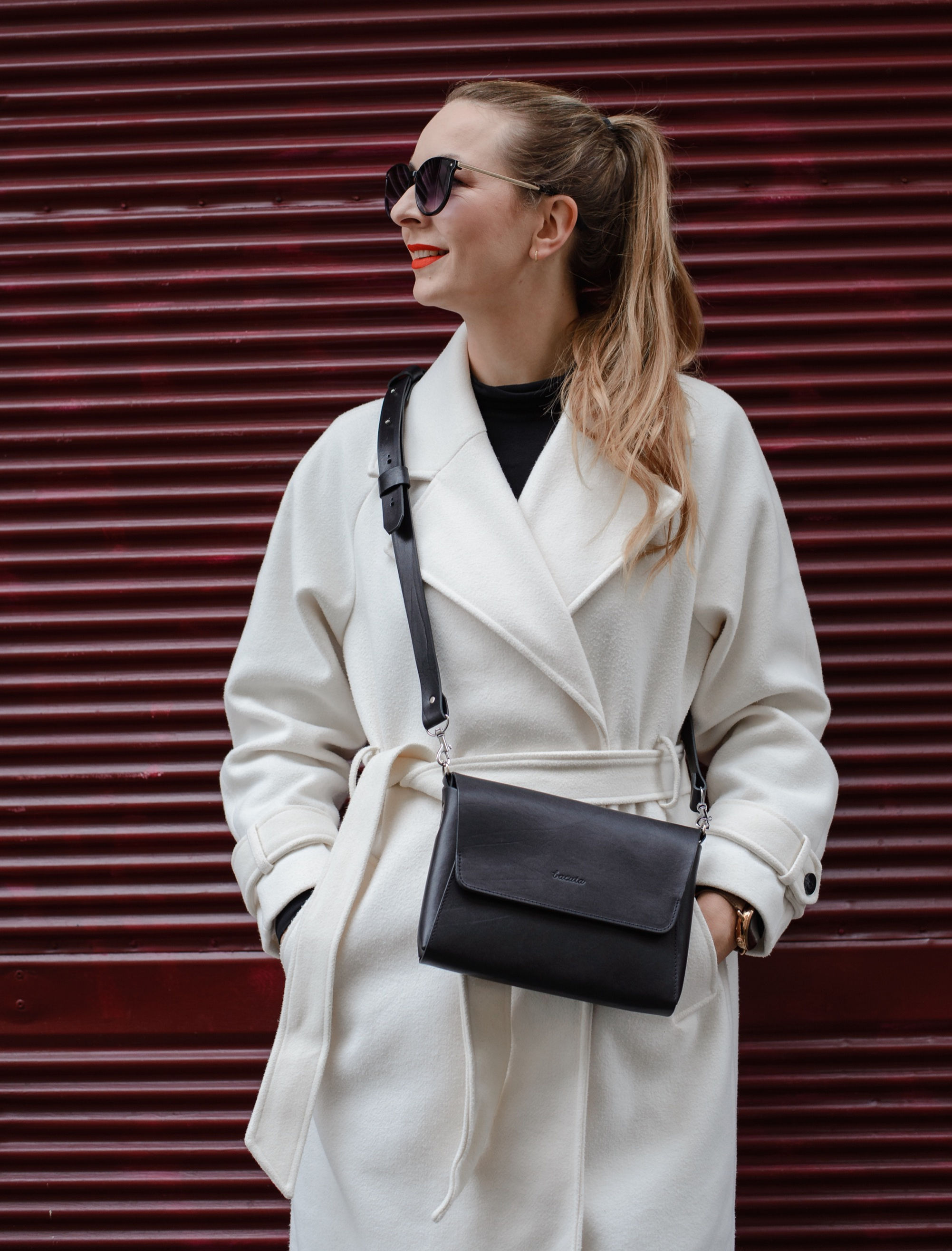 Simple psaníčko s popruhem /černé