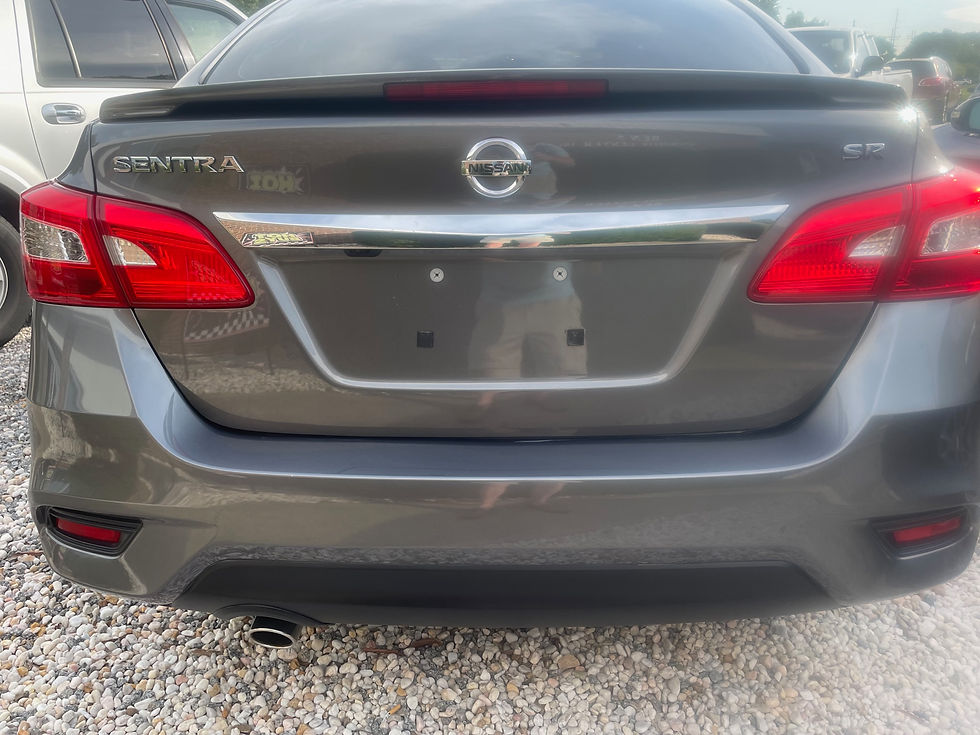Thumbnail: 2019 Nissan Sentra SR