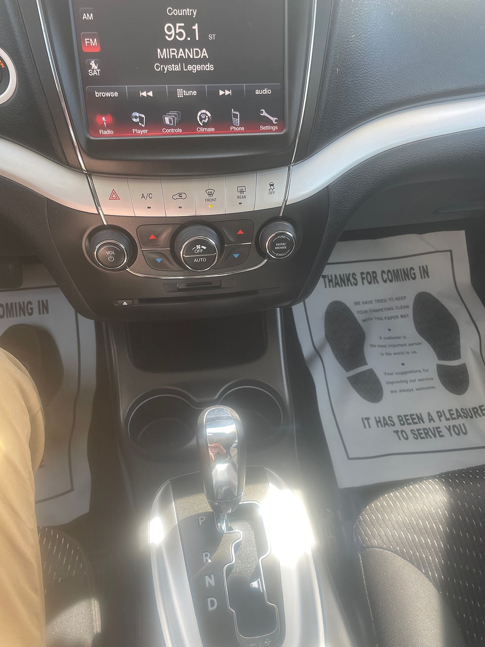 Thumbnail: 2017 Dodge Journey SXT