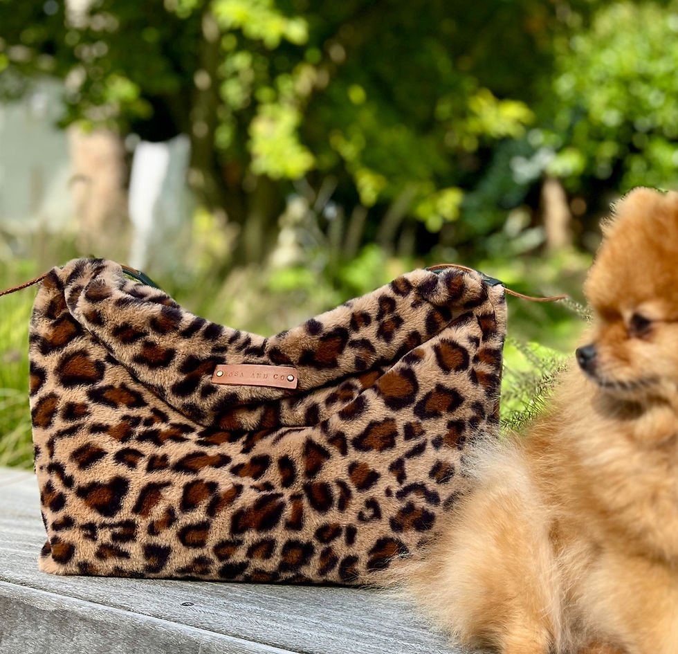 Miniature : LÉO Sac tout doux en fausse fourrure léopard et anse en cuir 