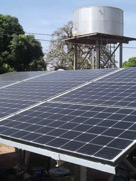 Solutions Compactes de Potabilisation de l'Eau pour Zones Rurales avec panneaux photovoltaiques