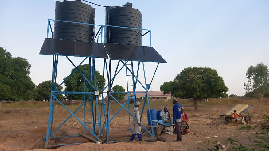 Solutions Compactes de Potabilisation de l'Eau pour Zones Rurales avec panneaux photovoltaiques