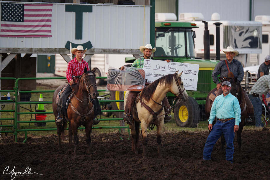 Clint Travis 2021 Futurity Champion