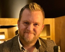 Wayne Baxendale_edited.jpg