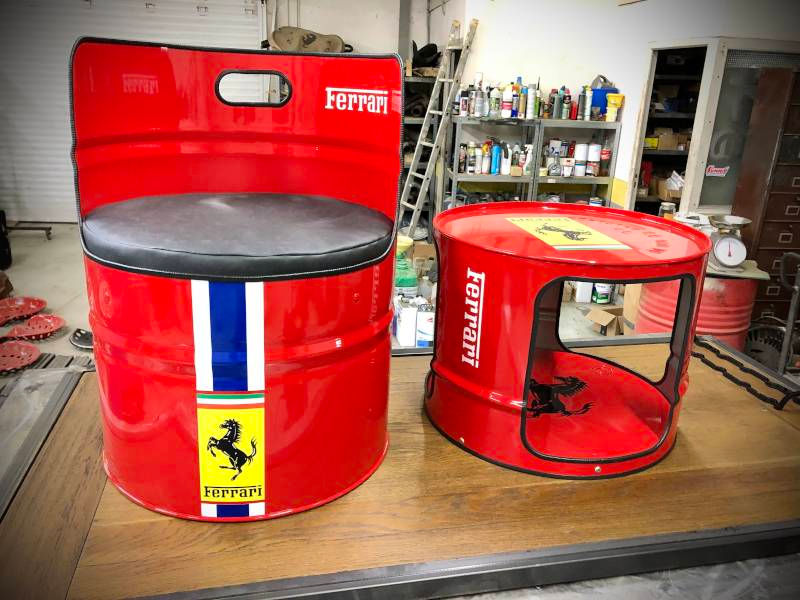 Miniature : Table basse fût / bidon d'huile avec bandes sport