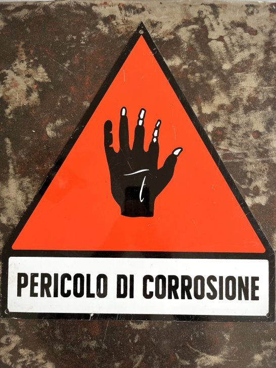 Miniature : Ancien panneau de signalisation italien