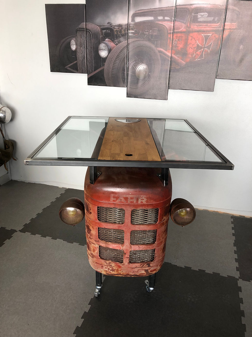 Miniature : Table capot tracteur FAHR
