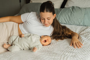 babyshooting-newbornshooting-hamburg-baby-maschapohl-fotografin-familienmomente-liebe-emotion-nähe