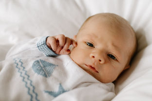 babyshooting-newbornshooting-hamburg-baby-maschapohl-fotografin-familienmomente-liebe-emotion-nähe
