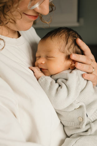 babyshooting-newbornshooting-hamburg-baby-maschapohl-fotografin-familienmomente-liebe-emotion-nähe