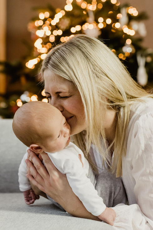babyshooting-newbornshooting-hamburg-baby-maschapohl-fotografin-familienmomente-liebe-emotion-nähe