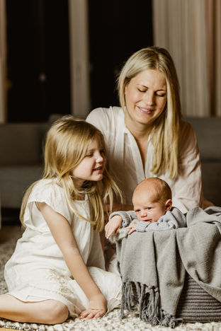 babyshooting-newbornshooting-hamburg-baby-maschapohl-fotografin-familienmomente-liebe-emotion-nähe