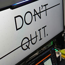 Bild mit Schriftzug "don't quit"