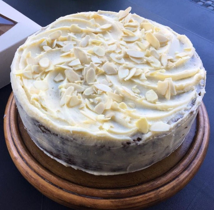 Torta de Zanahoria con cubierta de queso