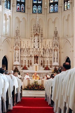 Pope John Paul II, bishops, cardinals co-celebrate morning Mass at Cathedral Basilica of the Immaculate Conception. (Photo by James Baca/Denver Catholic Register)
