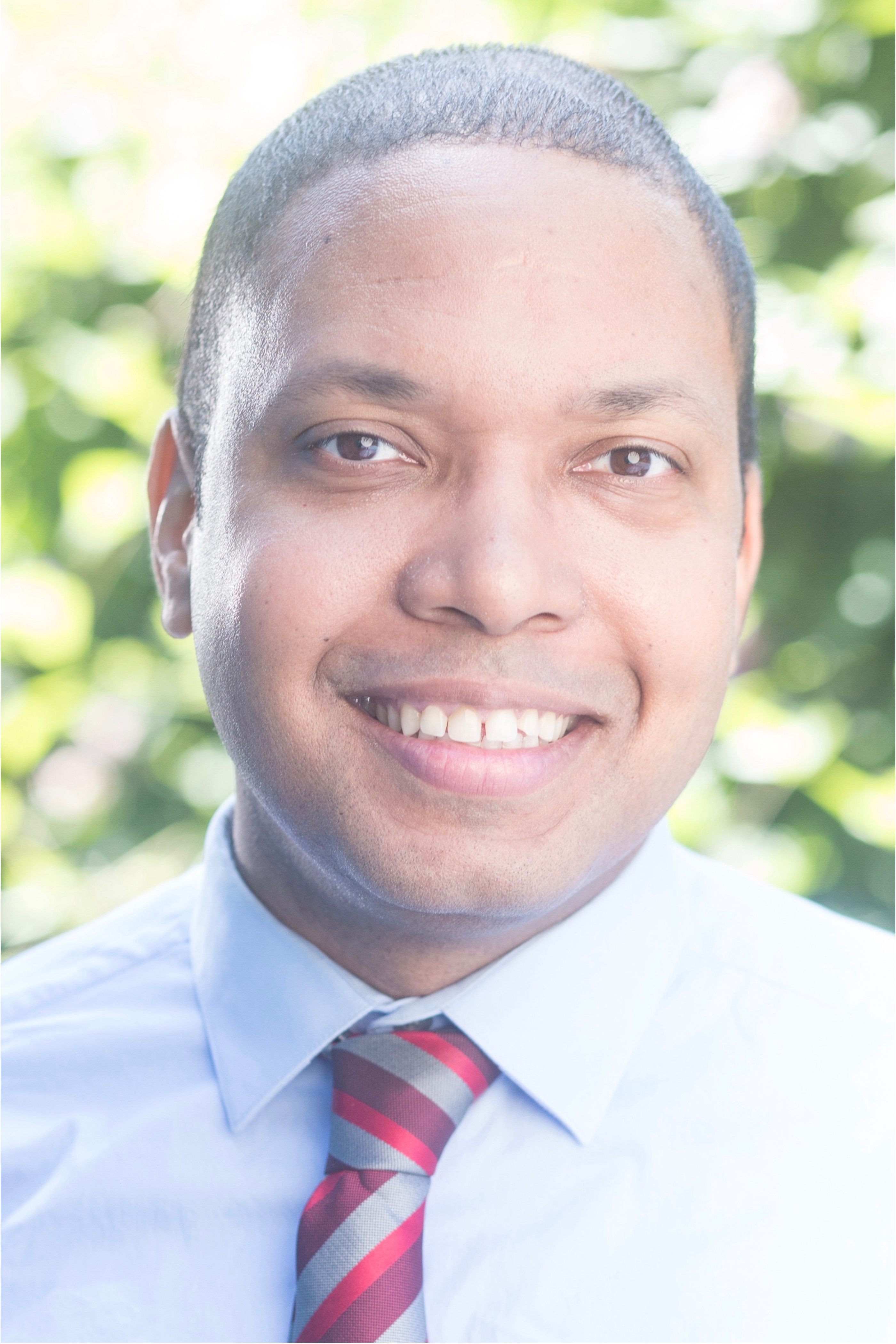 Joseph Almeida headshot.jpg