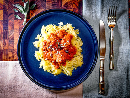 TURKEY PUMPKIN MEATBALLS WITH CINNAMON-SAGE TOMATO SAUCE