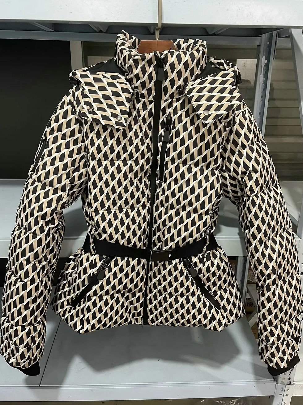 Thumbnail: Women's Winter Hooded High Waist Padded Sport Parkas Coats with Belt Female Eleg
