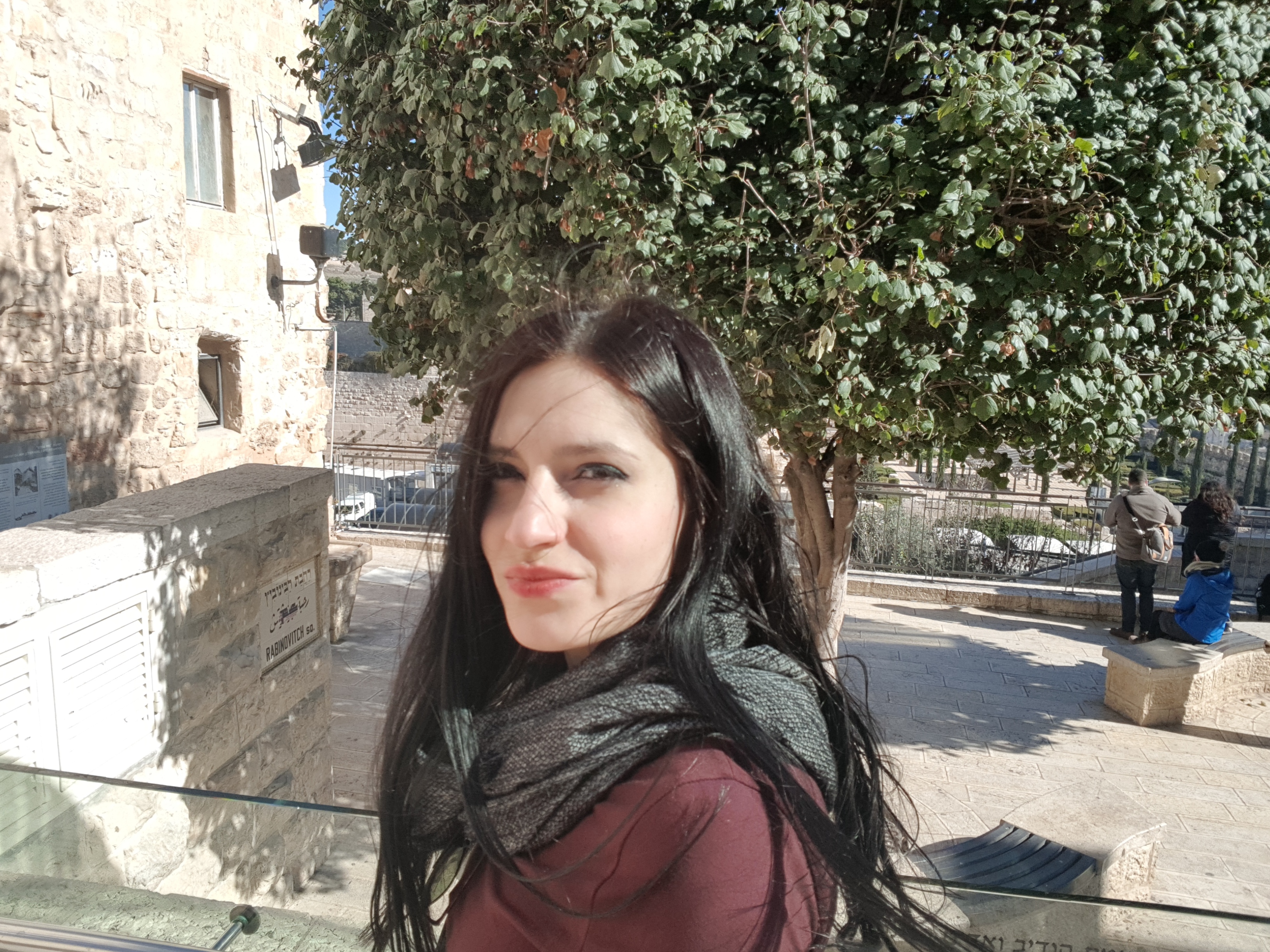 Writer: Roxana Popa