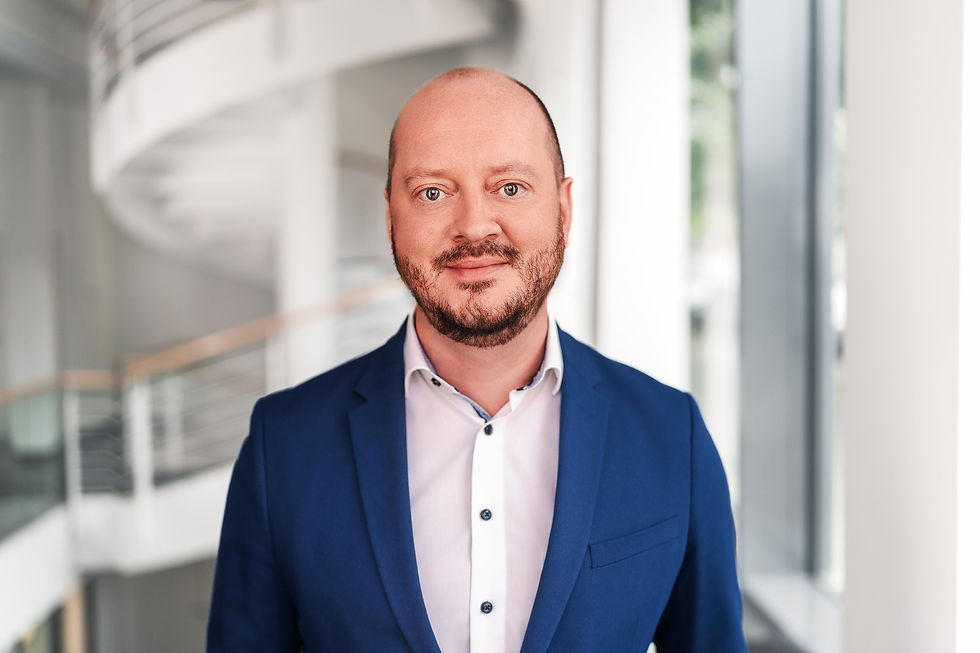 Portraitfoto von Robert Schneider