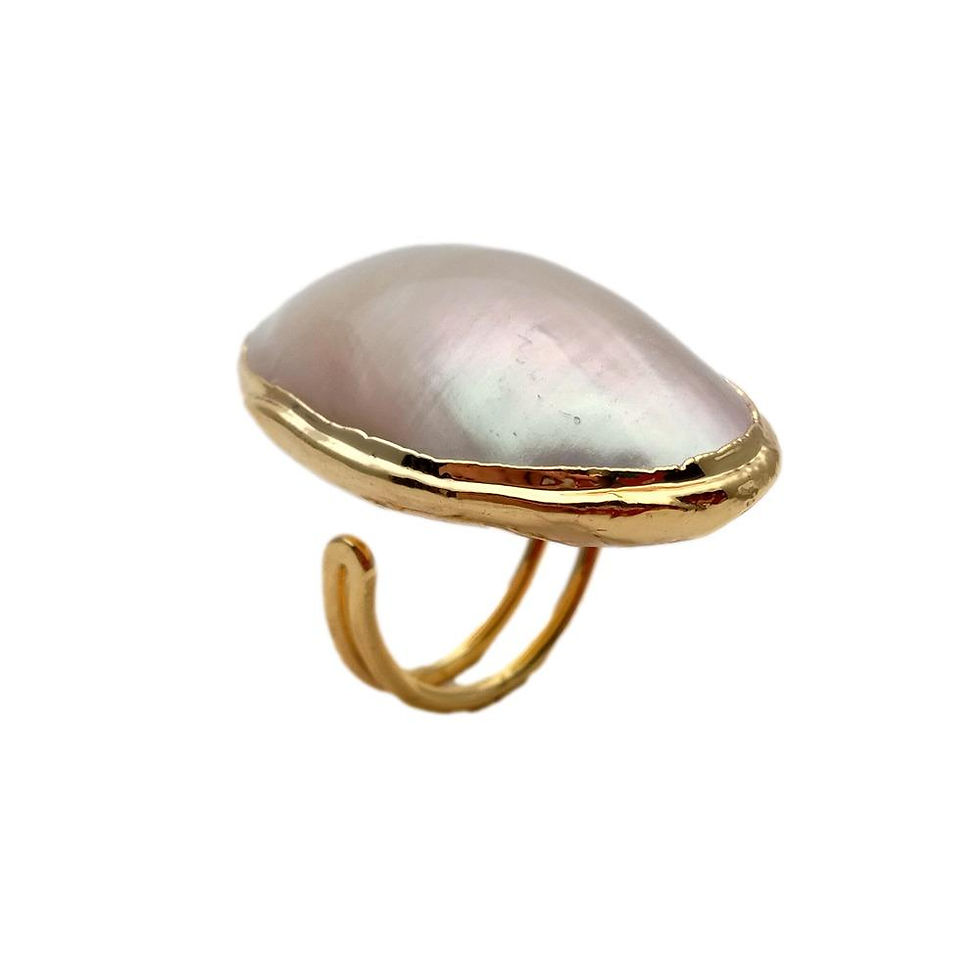 Thumbnail: Aurelia ring with large oval pearlescent stone