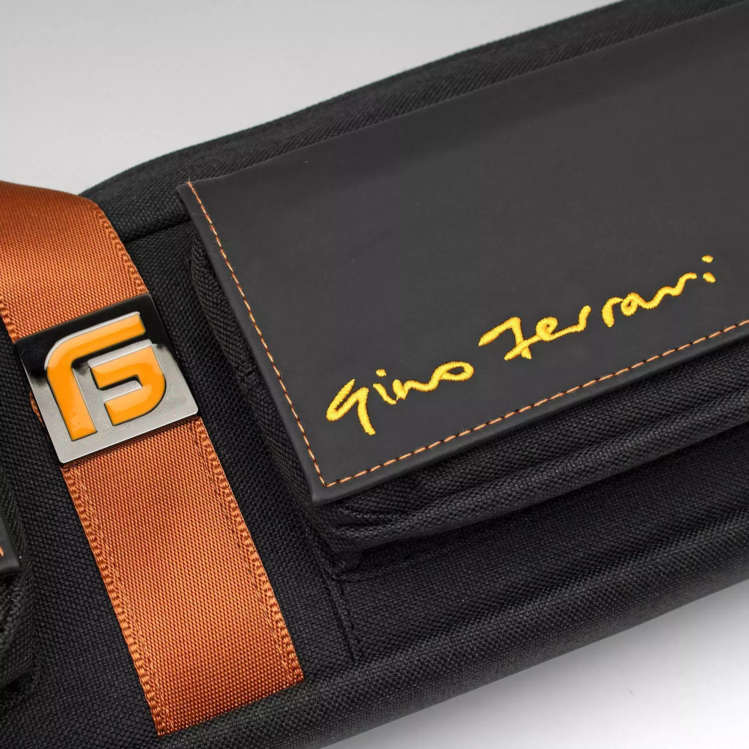 Gino Ferrari Cue Case 4x8