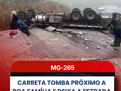 Carreta tomba na MG-265 próximo a Boa Família e interdita a estrada na manhã desta sexta-feira (8)