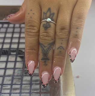 Acrylic nails with art