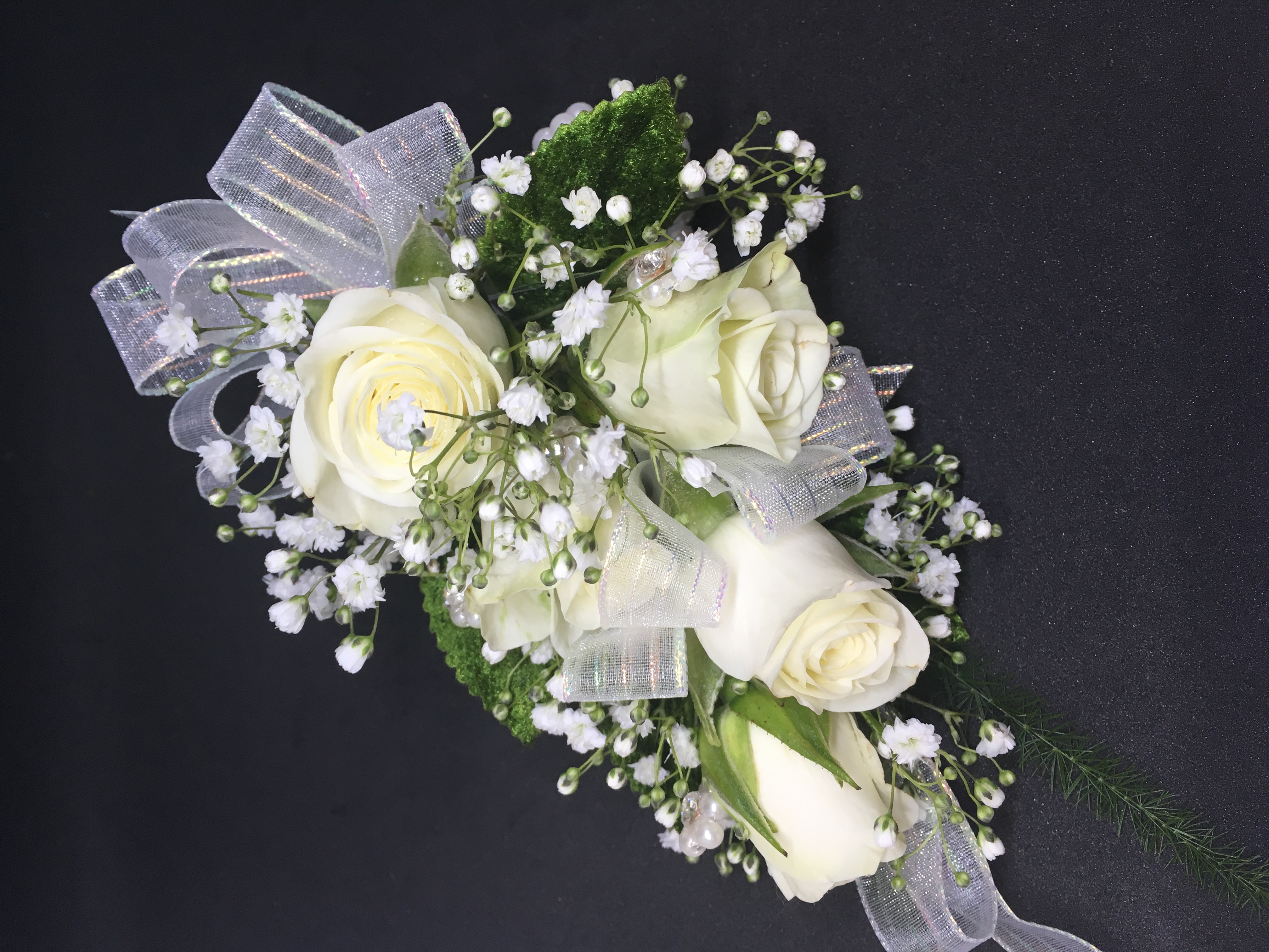 White Roses and irridescent